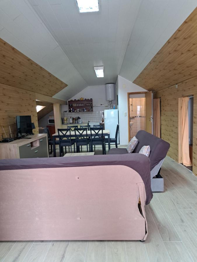 Corana Apartament