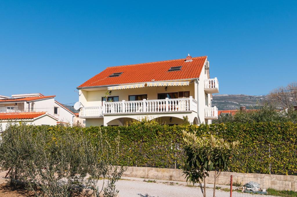 Corana Apartament Kaštela